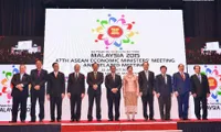 ASEAN Economic Ministers hold dialogue with partners