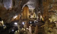 Vietnamese children in US help promote Son Doong Cave