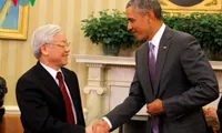 Vietnamese people embrace Vietnam-US friendly relations