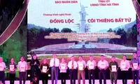 Art performance in Ha Tinh commemorates War Martyrs’ Day