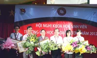 Vietnamese students achieve higher ranks in international competitions