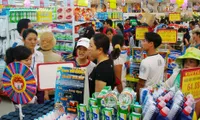 Retail, services sales hit US$110 billion