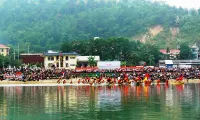 Raft race held in Ha Giang province