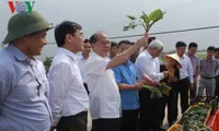 NA Chairman meets voters in Ha Tinh Province