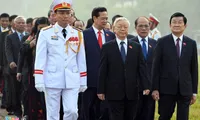 Leaders pay tribute to President Ho Chi Minh