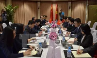 Deputy Prime Minister meets Chinese FM in Cambodia