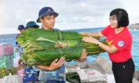 New Year supplies shipped to Spratly Islands