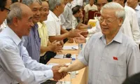 Party leader meets voters in Hanoi