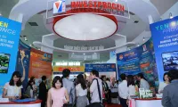 Vietnamese products make impression at VietLao Expo 2016