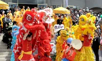 Foreigners prepare for Lunar New Year