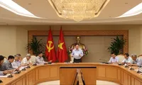 Deputy PM Vuong Dinh Hue chairs monetary, financial advisory council