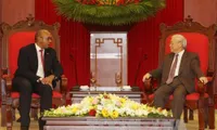 Party Chief receives outgoing Cuban Ambassador