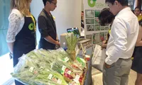 Group focuses on trust in VN food