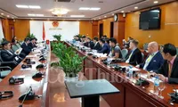 VN needs tech updates to remain competitive: experts