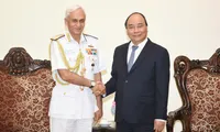 Prime Minister receives high-ranking Indian Navy