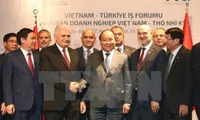 Turkish Prime Minister wraps up official visit to Vietnam