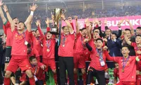 Vietnam wins AFF Suzuki Cup trophy