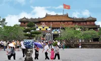 Hue promotes tourism services