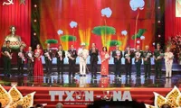 Vietnam honors 70 people on patriotic work emulation anniversary