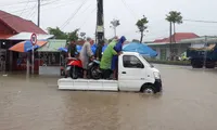 Armed forces help Phu Quoc people recover after flood