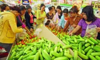 Vietnamese goods dominated the market during Tet