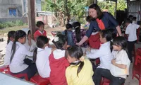 School teacher keeps her students from going hungry