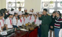 Teaching students how to avoid UXO