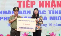 Hanoi receives donations of VND22 billion to support flood-hit people