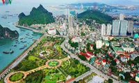 Ha Long – a new city rises next to a world heritage