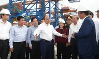 Building Cai Mep-Thi Vai port on a par with regional port