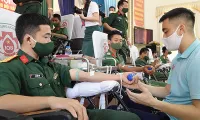 Military youth joins blood drive to fight pandemic