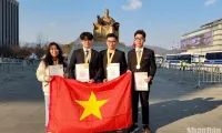 Four Vietnamese students win gold medals at World Invention Creativity Olympic