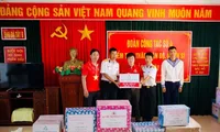 Gifts from mainland sent to Truong Sa Island