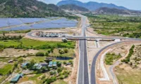 Nha Trang-Cam Lam and Vinh Hao-Phan Thiet expressways to open to traffic on May 19