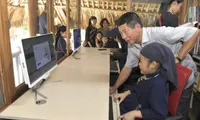 The program 'Computers accompany students to school' has arrived in Thái Nguyên