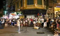 Hanoi to suspend Hoan Kiem Lake pedestrian zone during Tet