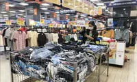 Retail sales of goods and services rise 8.7% in seven months