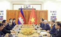 Vietnamese President, Cambodia's CPP, Senate leader hold talks