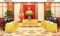 Top Vietnamese leader holds phone talks with Russian President