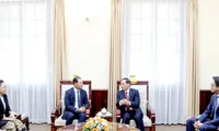 Deputy PM welcomes Lao Deputy Minister of Foreign Affairs