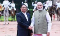 Indian PM hosts official welcome ceremony for Vietnamese counterpart