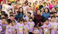 Spouses of Vietnamese, Lao leaders visit Birla Children's Village Hanoi