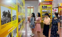 Book exhibition to mark 70th anniversary of Hanoi’s Liberation Day