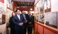 PM visits President Ho Chi Minh relic site in Kunming