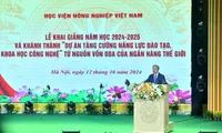 Top leader attends opening of new academic year at Vietnam National University of Agriculture