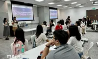 Vietnamese Student Association in Singapore hosts 'Intellectual Arena' event