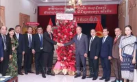 Ho Chi Minh City leaders extend greetings on Laos’ National Day