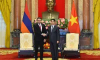 State leader receives Armenian NA President