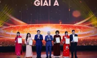 90 outstanding works honoured at 16th “Press Awards for Cause of Great National Unity”