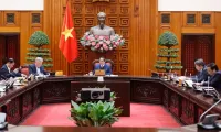PM reviews reorganisation of defence, public security ministries